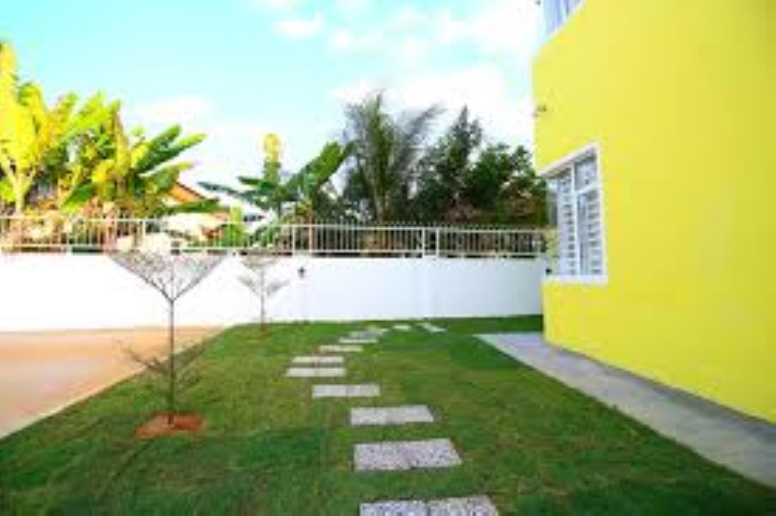 OYO 90132 Come Inn Premium Kuala Terengganu Exterior foto