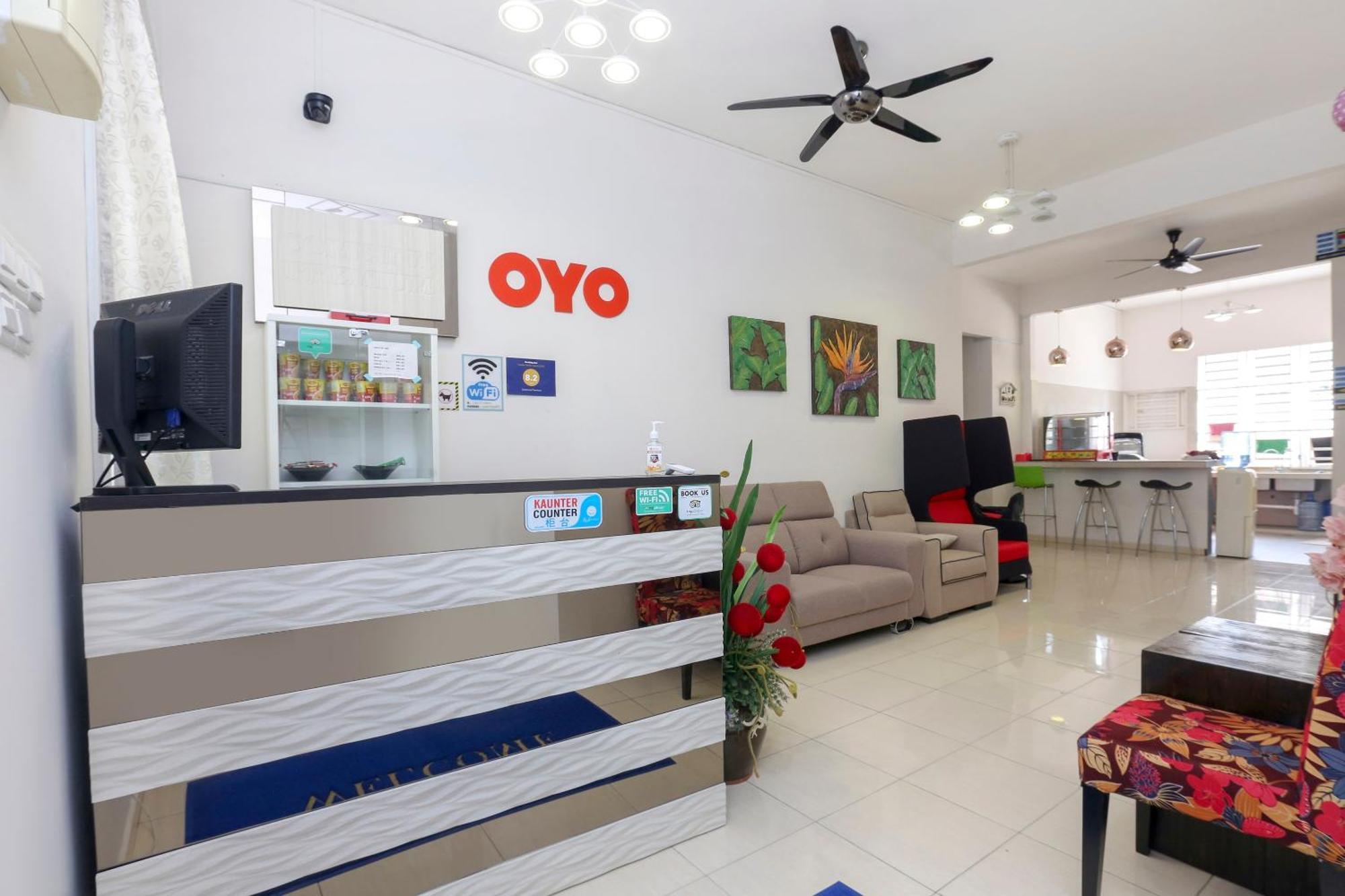 OYO 90132 Come Inn Premium Kuala Terengganu Exterior foto