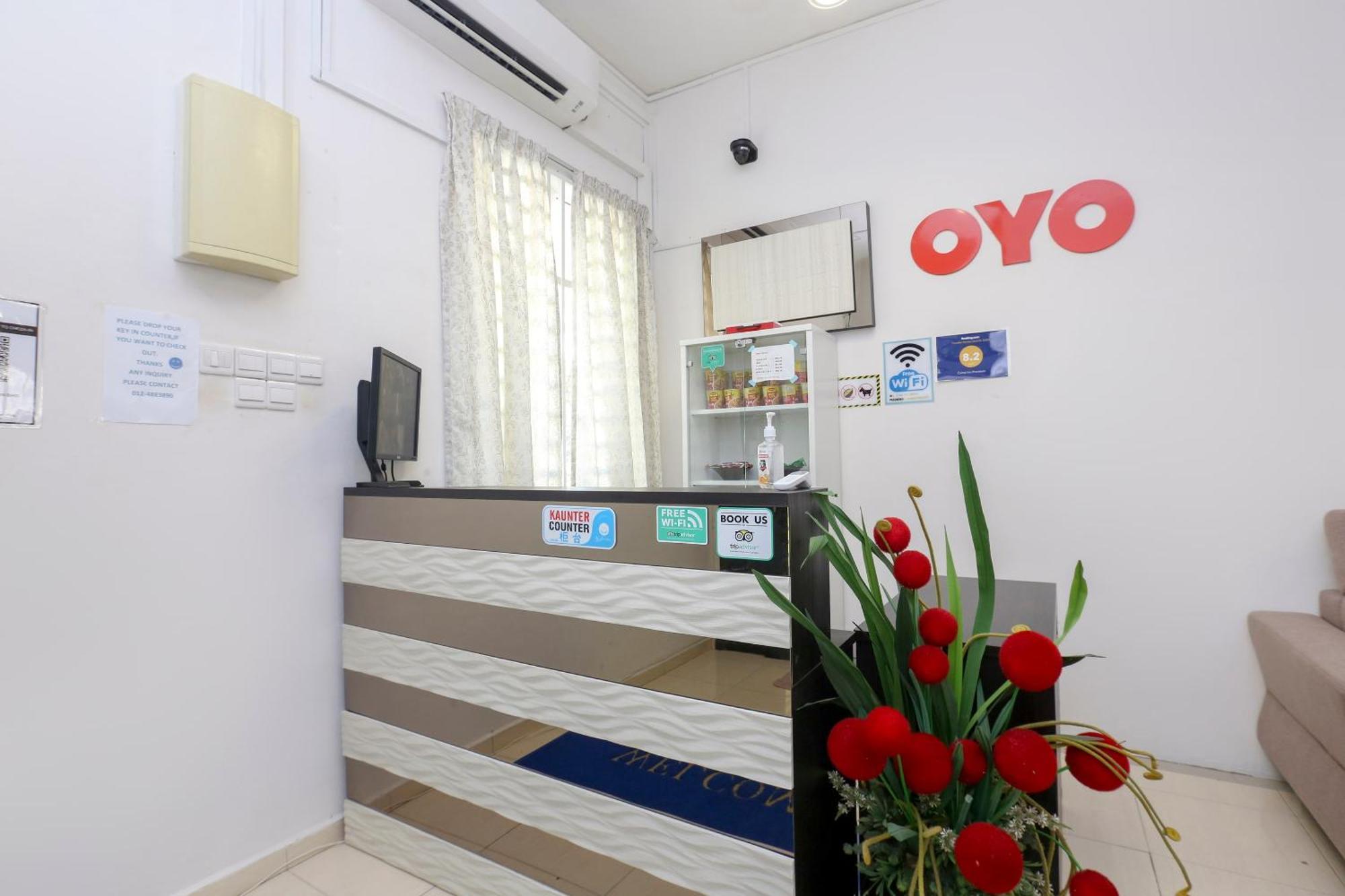 OYO 90132 Come Inn Premium Kuala Terengganu Exterior foto