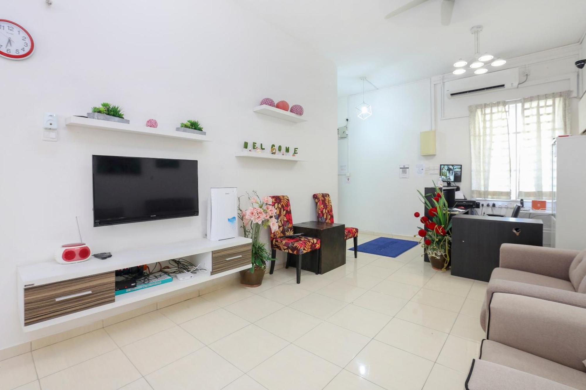 OYO 90132 Come Inn Premium Kuala Terengganu Exterior foto